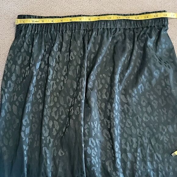 INC International Concepts Emerald Green Cheetah Print Pajama Set - Size Large - Picture 9 of 13